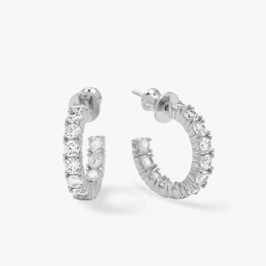 "She's a Classic" Hoops.75" Silver|White
Diamondettes